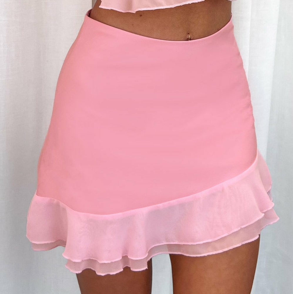 Beginning boutique sweetest pink mini skirt - Picture 1 of 10